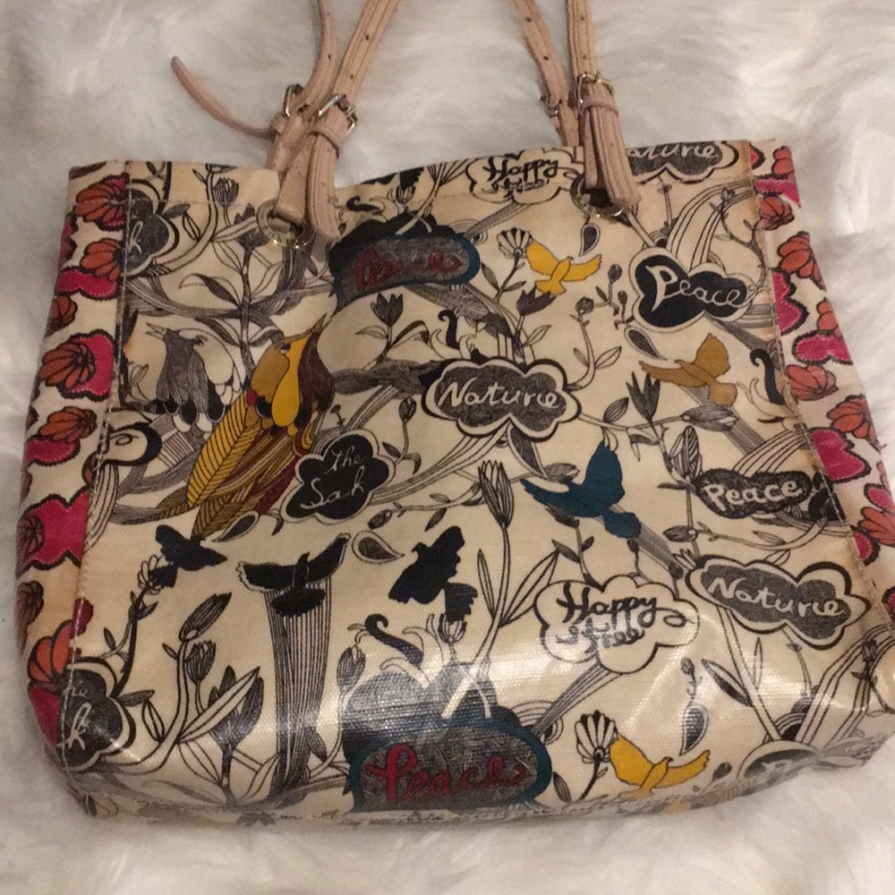 Floral purse with birda